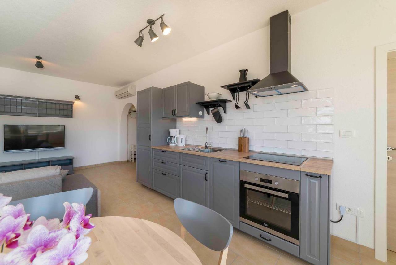 Ferienwohnung Sunset House Kampor Exterior foto
